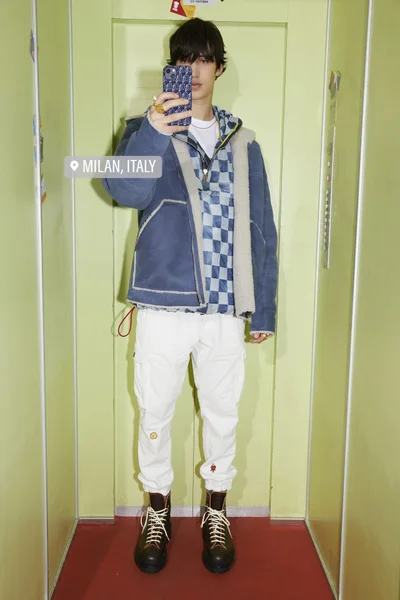 Look 24